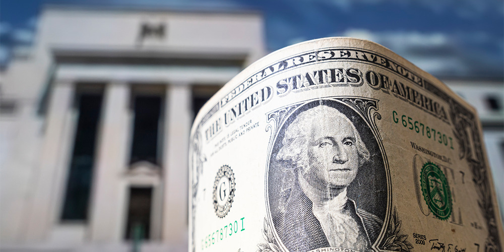 Dolar Loyo, Tapi Sentimen Pasar Mulai Cerah Jelang Fed!